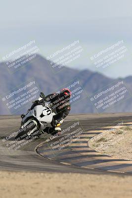 media/Nov-16-2025-Race Pace (Sun) [[8c5fa54630]]/Non Verified Riders (1st 20 Minutes)/6-Turn 12 (2pm)/